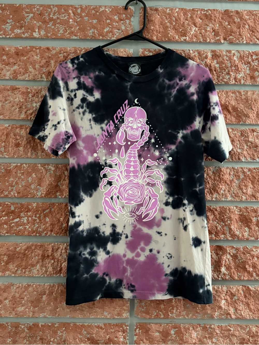 Santa Cruz Skateboards Tie-Dye Scorpion Tee